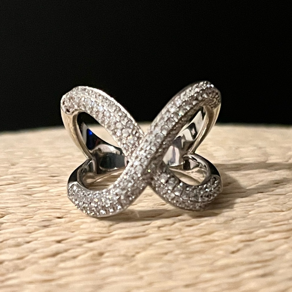 STERLING SILVER & CUBIC ZIRCONIA PRE-LOVED AUTHENTIC DESIGN RING